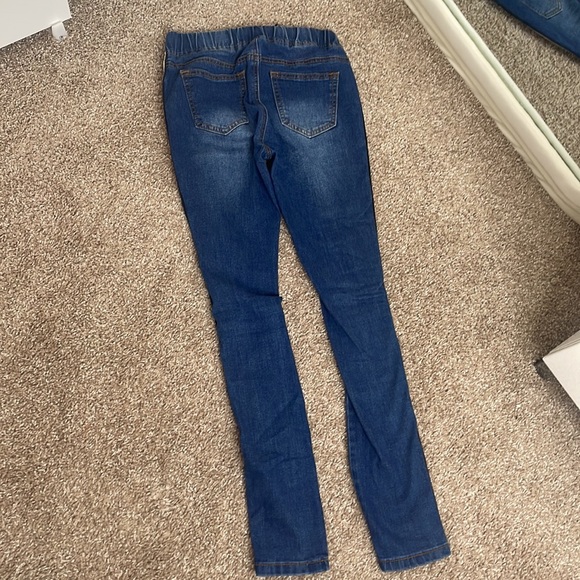 Casual Ripped Denim Joggers with Side Stripes - Picture 9 of 9